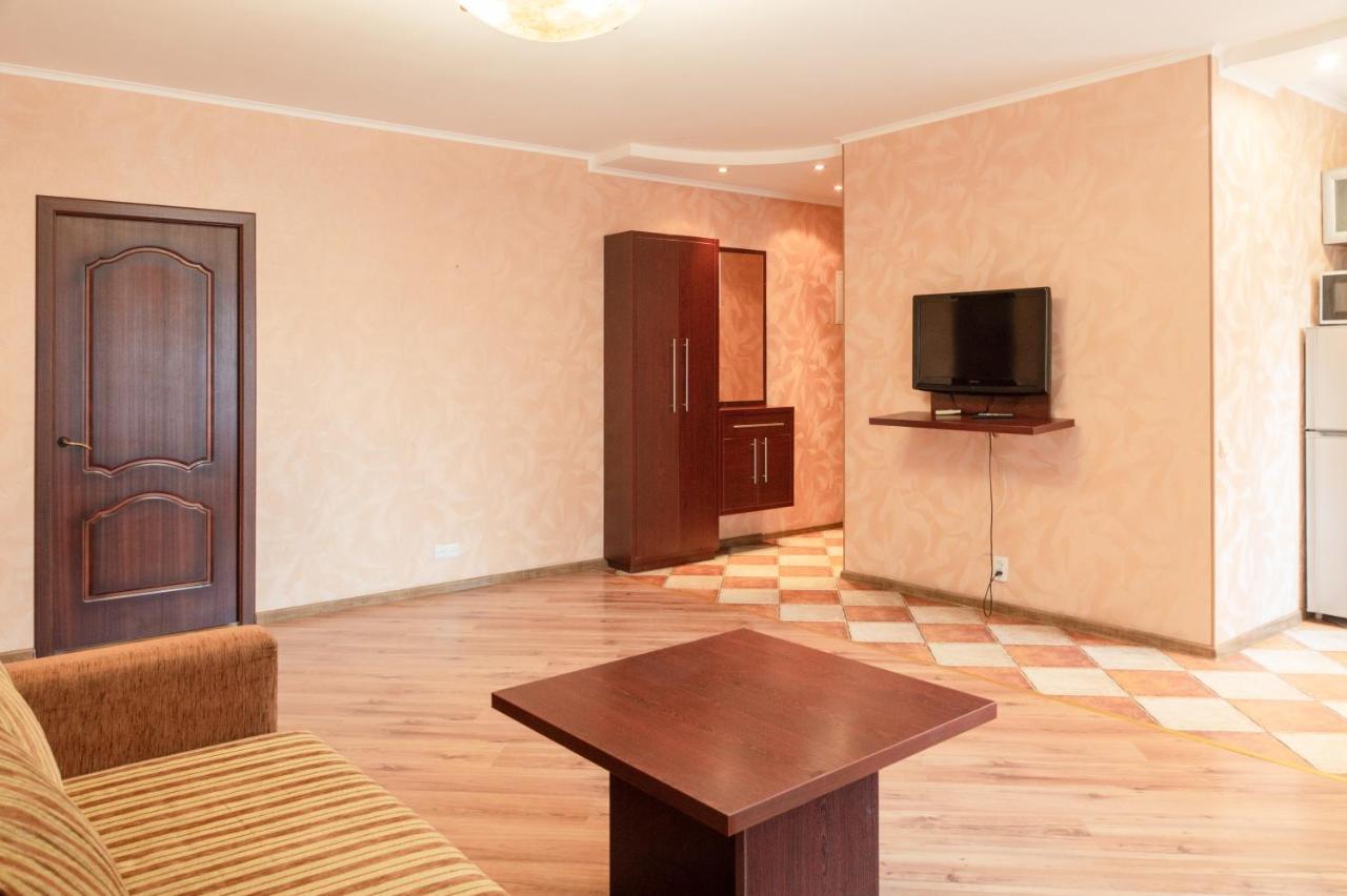 Apartment Triokhsviatytelskaya Street 3 Kiev Buitenkant foto