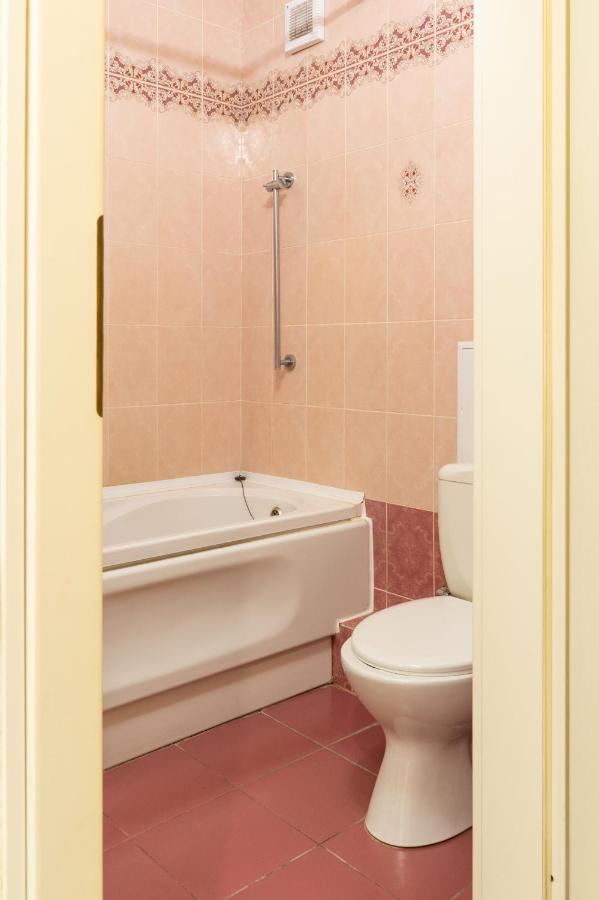Apartment Triokhsviatytelskaya Street 3 Kiev Buitenkant foto